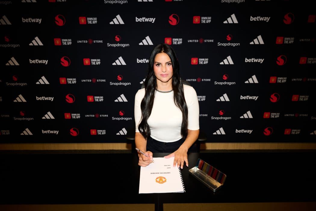Manchester United appoint Olid as new head coach