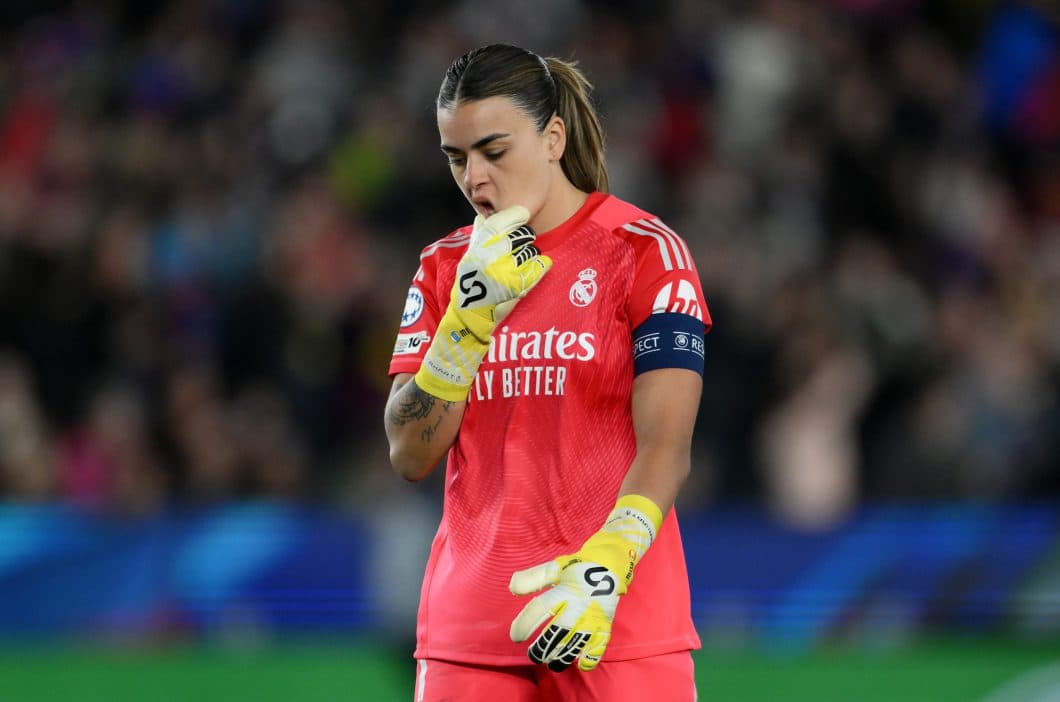 Arsenal sign goalkeeper Rodríguez