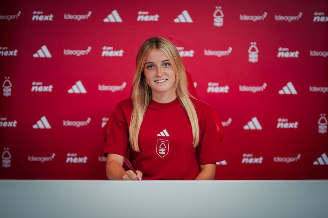Nottingham Forest sign Chelsea forward Shooter on loan