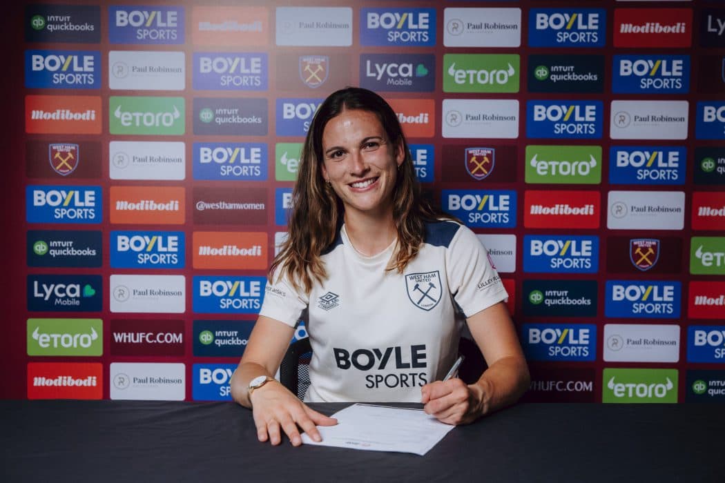 West Ham United sign Arsenal defender Codina