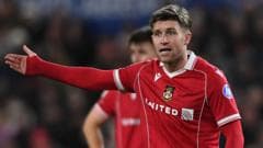 Wrexham star wants Championship play-offs restart