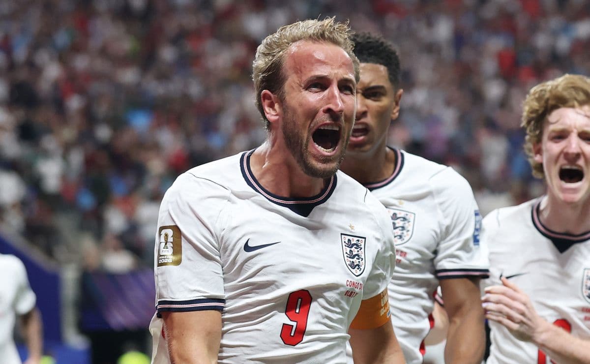 Harry Kane’s brace keeps England alive as Golden Boot race with Messi, Mbappe and Haaland heats up