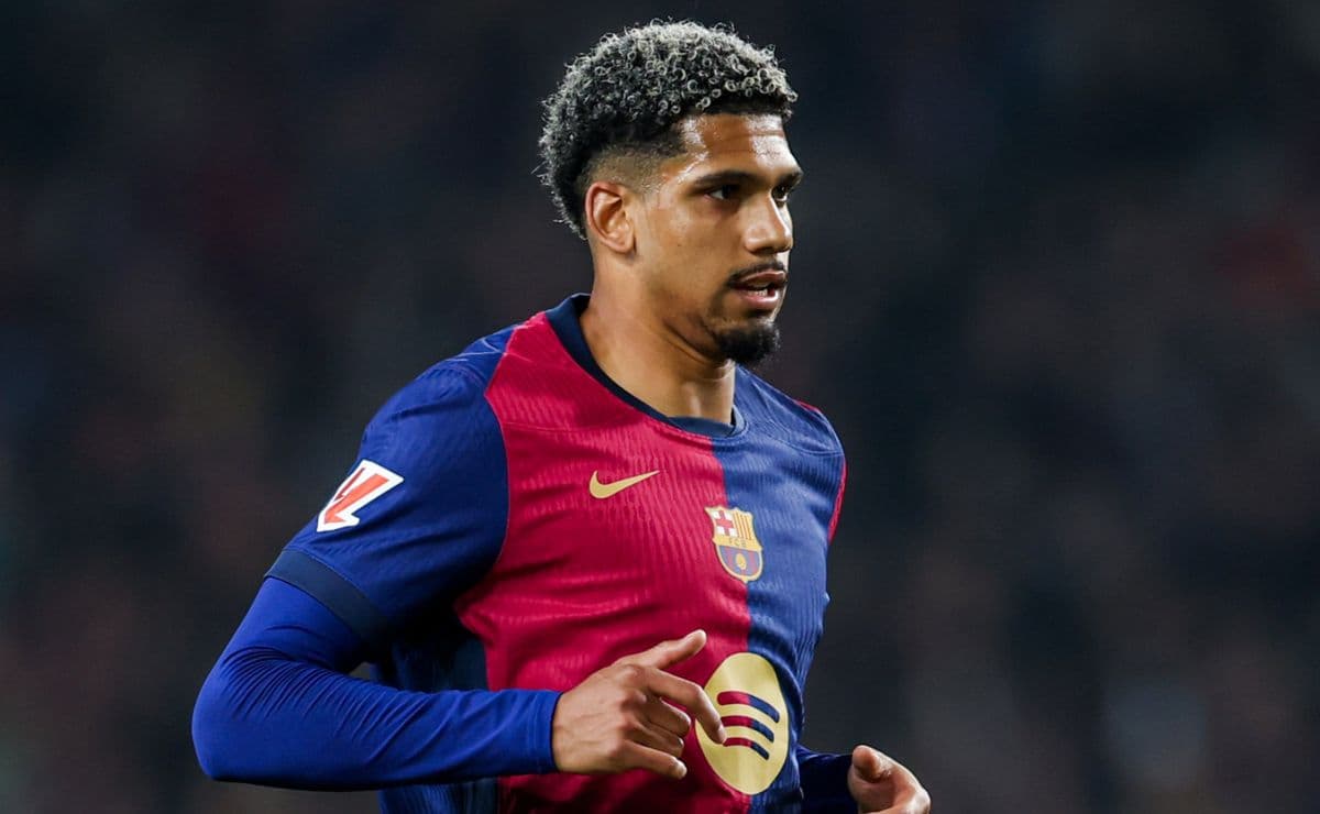 Ronald Araujo joins Liverpool on loan from Barcelona: What are the terms of the contract?