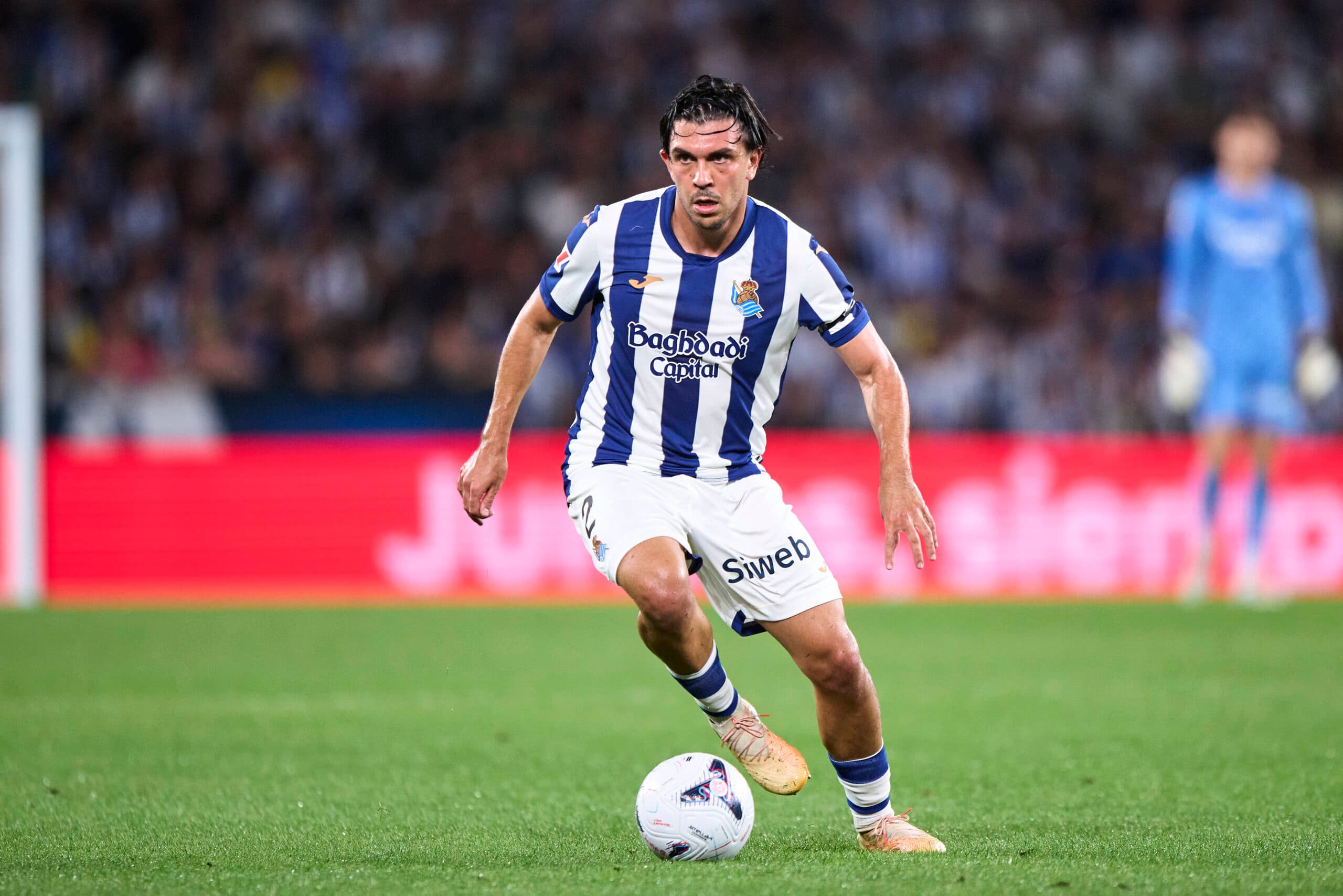 Report: Liverpool considering move for La Liga defender