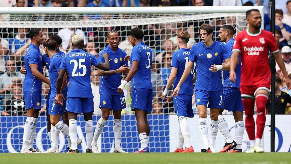 How are Chelsea coping with reducing squad size?