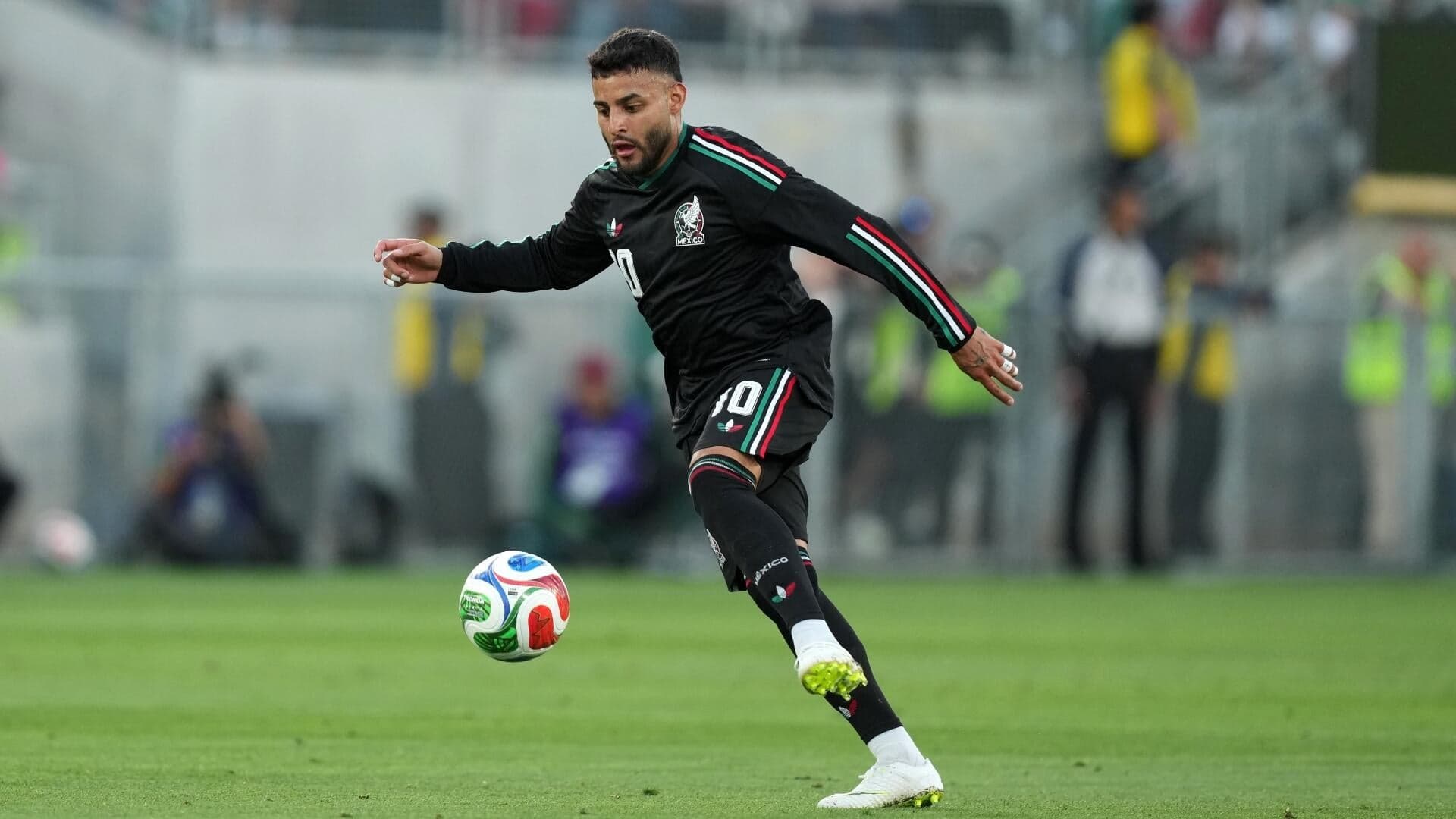FIFA World Cup 2026 odds: Futures picks, predictions, soccer best bets from proven expert
